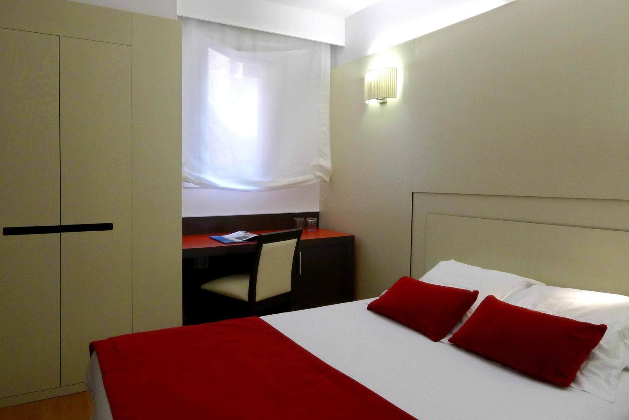 Single Room,1547026777:JPEG